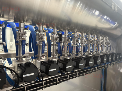 Llenadora de líquidos automática con bomba magnética lineal